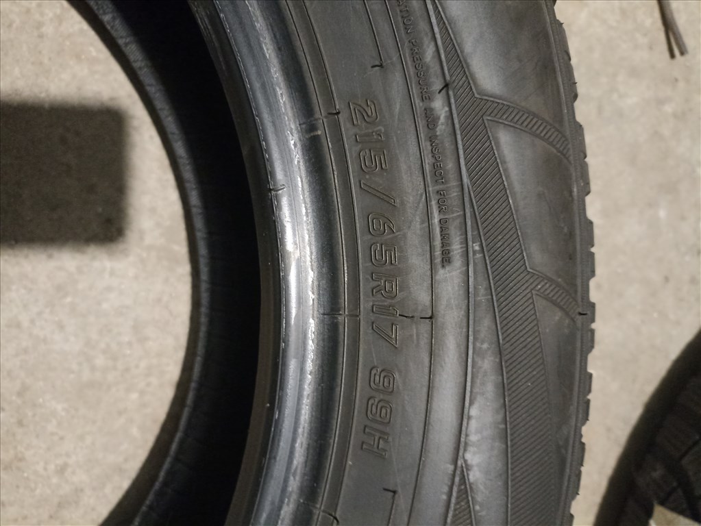  215/6517" újszerű Falken téli gumi gumi 8. kép