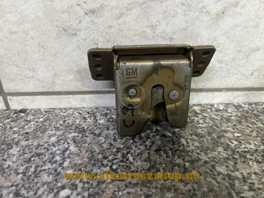 Opel Corsa B 3-5 ajtós csomagtérajtó zár-- zárszerkezet - betét 90054000 1. kép