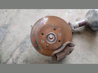 Renault Thalia I Jobb első Kerékagy *127116*