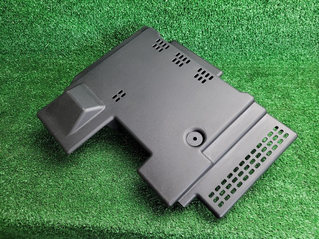 SUZUKI S-CROSS Akkumulátor Fedél 9676157T0 5. kép