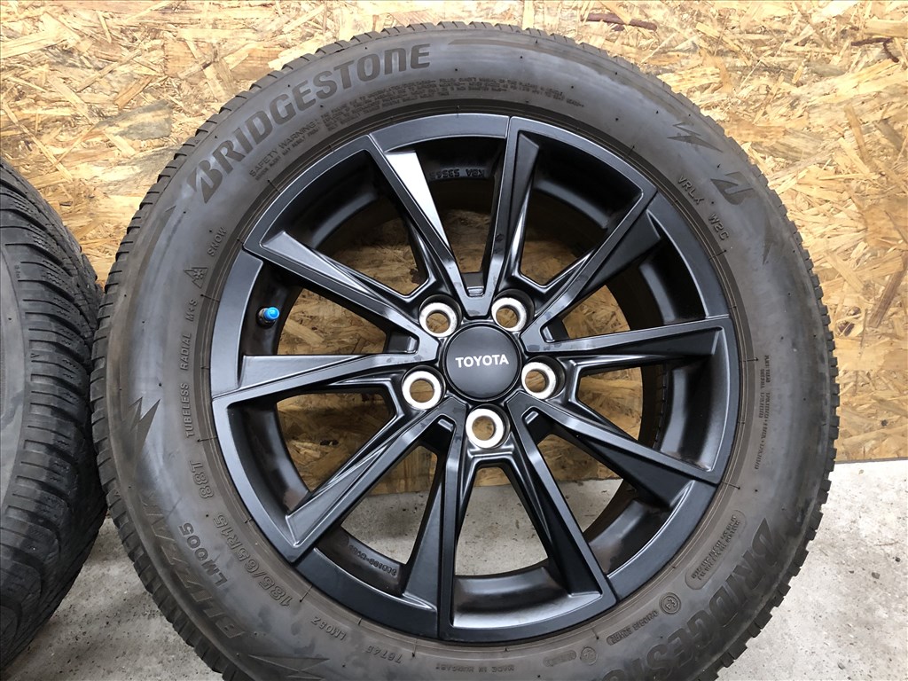 15 col Toyota, Mazda 5x100 alufelni 185/65/15 téli gumi 15 colos  7. kép