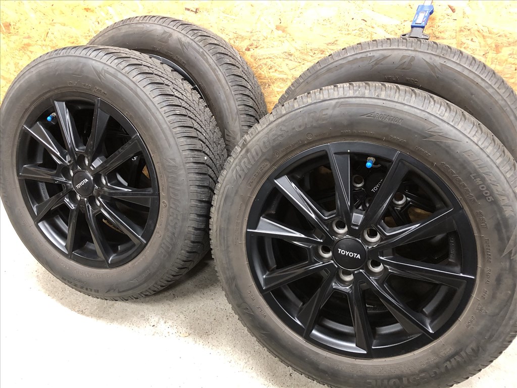 15 col Toyota, Mazda 5x100 alufelni 185/65/15 téli gumi 15 colos  12. kép