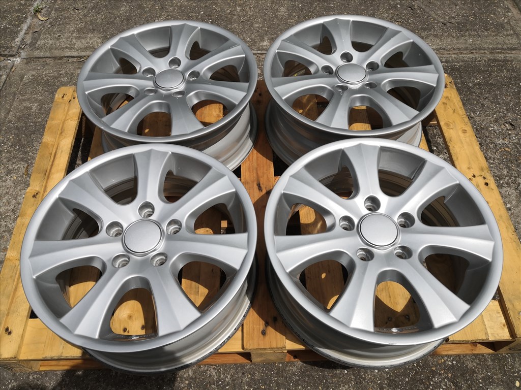Bmw 1 / 3 -asra Dezent 16-os alufelnik 5x120-as 5. kép