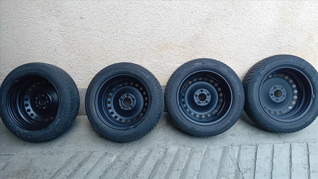  16" használt 4 db. felni+gumi Bridgestone Blizzak 91T 205/55/R16 téli Ford Focus MK2, MK3-hoz 2. kép