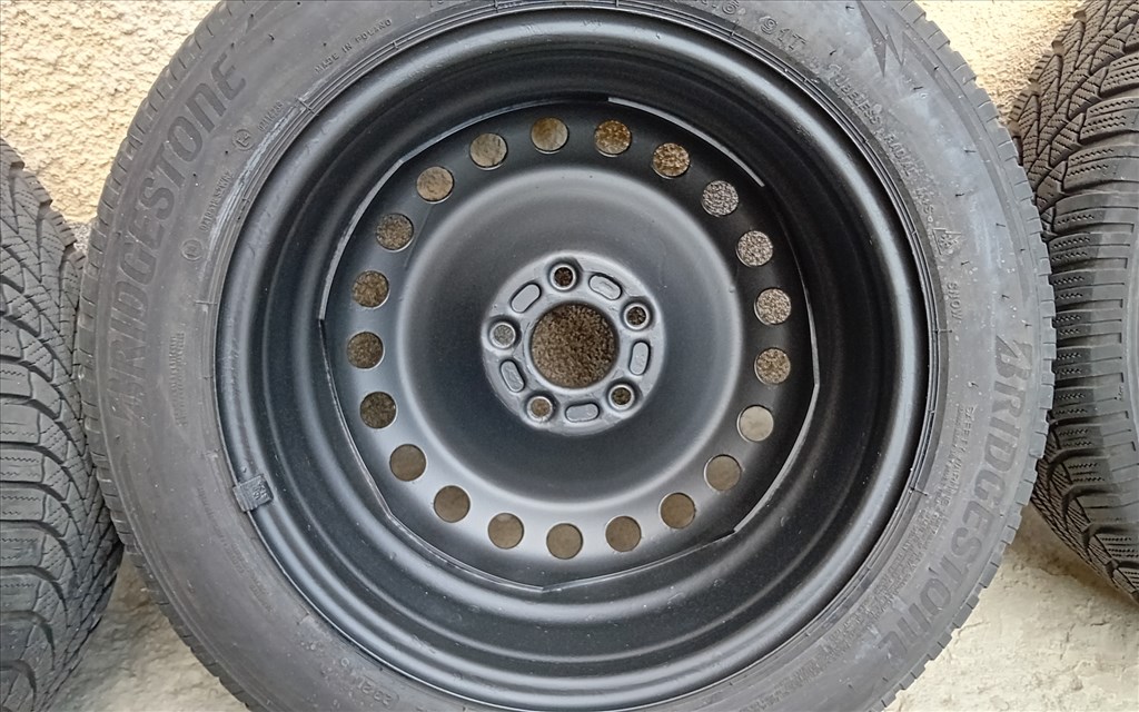  16" használt 4 db. felni+gumi Bridgestone Blizzak 91T 205/55/R16 téli Ford Focus MK2, MK3-hoz 6. kép