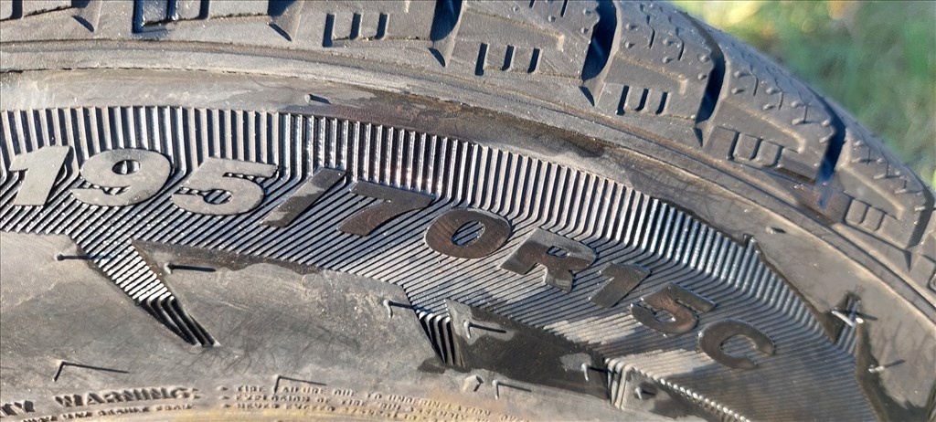 Mercedes Gyári Erősített Lemezfelni 4. kép