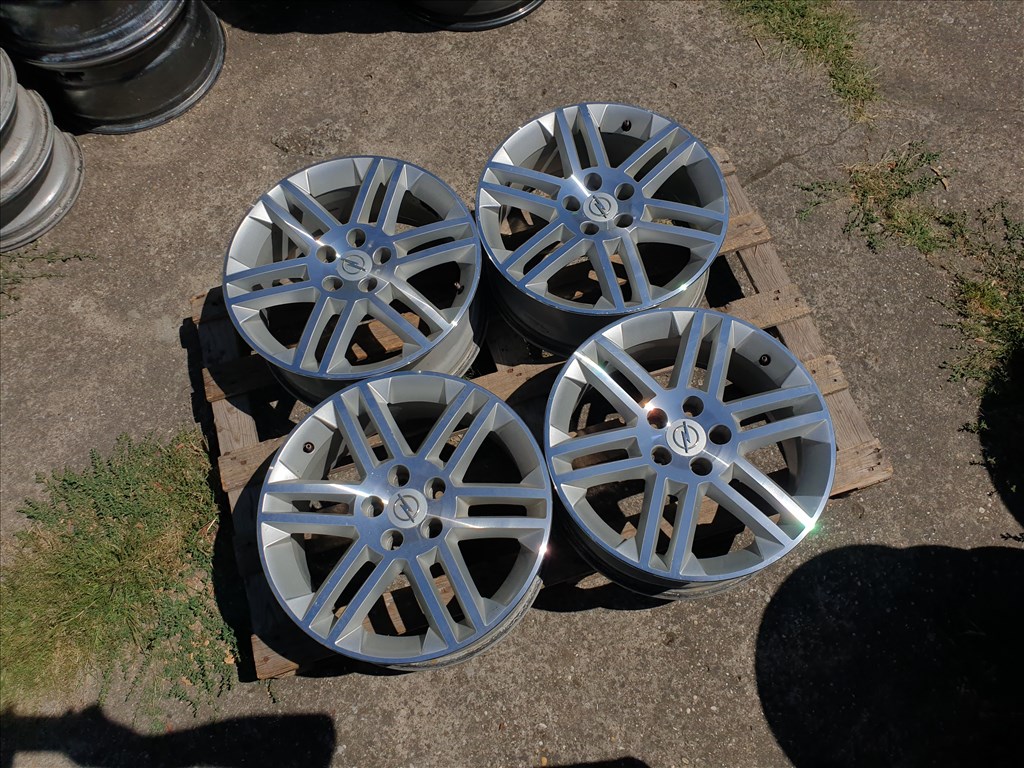 17" 5x110 Opel GTC 1. kép