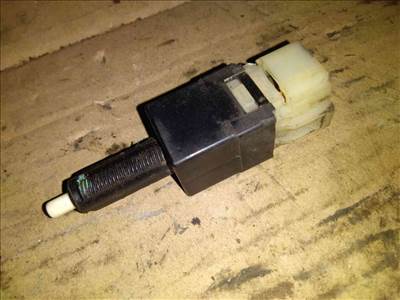 Suzuki Wagon R 98-10 Féklámpa Kapcsoló