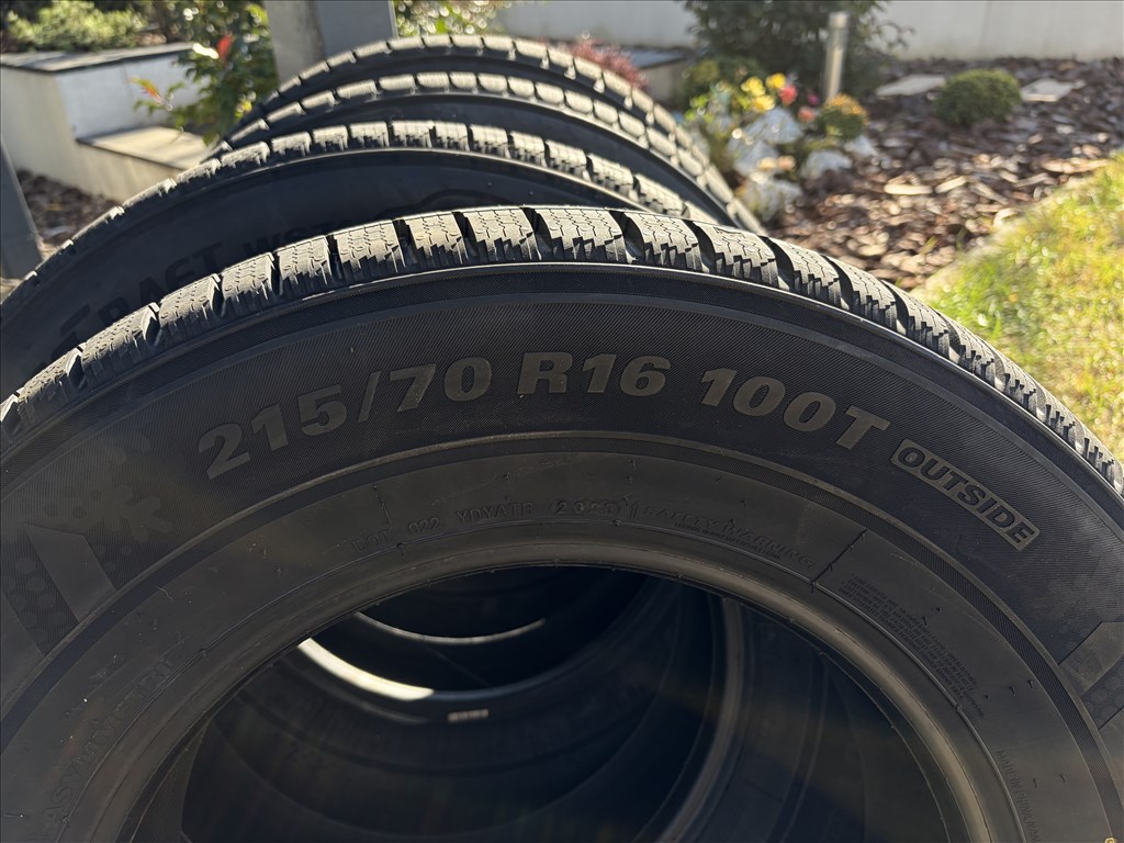  215/7016" új Kumho téli gumi gumi 3. kép
