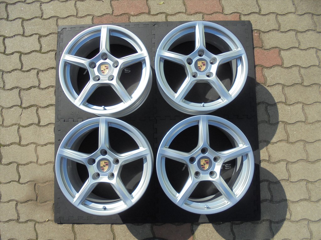  18-as kétszéles gyári Porsche alufelni szalon állapotban eladó 1. kép