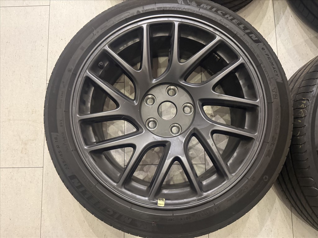 Tesla Model 3 Photon 18 gyári nyári kerék garnitúra Michelin E Primacy 235/45R18 98V nyári gumi 3. kép