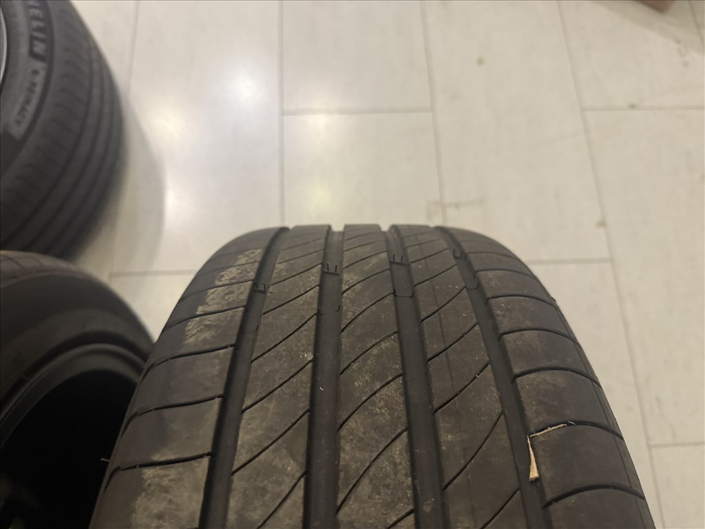 Tesla Model 3 Photon 18 gyári nyári kerék garnitúra Michelin E Primacy 235/45R18 98V nyári gumi 7. kép