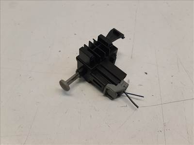 Ford Mondeo (MK4) kuplungpedál kapcsoló 6G9T11A152AA