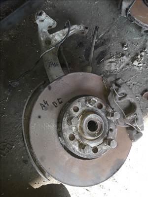 Audi A4 B5 Bal Első Csonkállvány Kerékaggyal  Féknyereg  ABS Jeladó