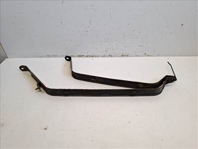 Mazda 2 (DE) üzemanyagtank tartó pánt