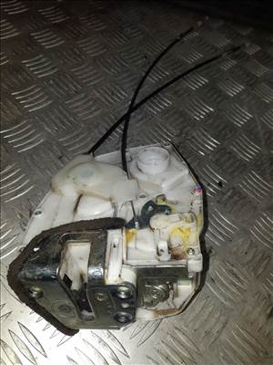 Suzuki Swift III 04-10 Bal Hátsó Ajtó Zárszerkezet