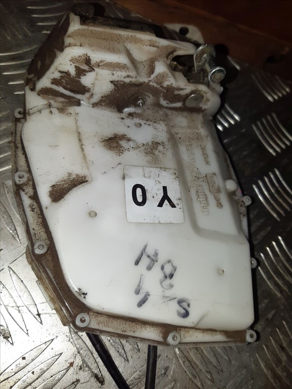 Suzuki Swift III 04-10 Bal Hátsó Ajtó Zárszerkezet 3. kép