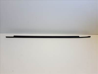 Nissan Note (E12) jobb első vízlehúzó