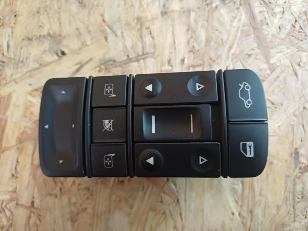 Opel Vectra C (2002-2009) Bal Első Ajtó Ablakemelő Kapcsoló  1. kép