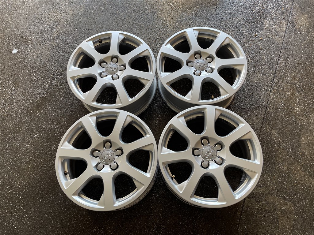  17-es,5x112 -es újszerű gyári Audi alufelni 1. kép