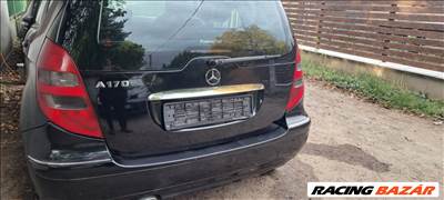 Mercedes A 170 W169 hátsó lökhárító lökhárító merevítő 