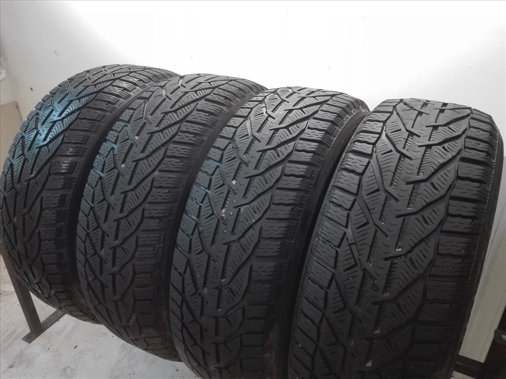 215/55R17 Kormoran téli gumi garnitúra 215/55 r17 3. kép