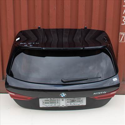 BMW 1er F40 csomagtérajtó