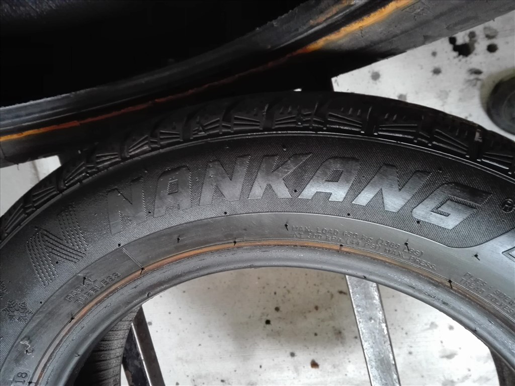 185/65R15 Nankang téli gumi garnitúra 185/65 r15 8. kép