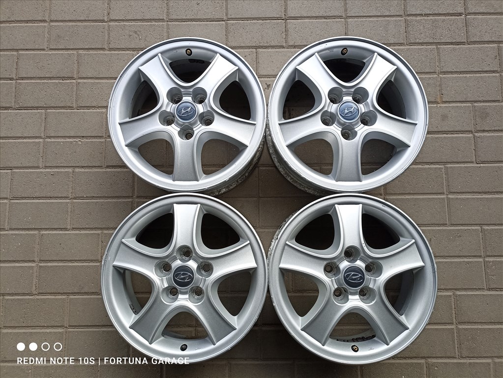 5x114,3 16" Hyundai használt alufelni garnitúra 1. kép