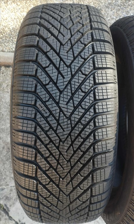 Demo 2db 205/60 16 Pirelli téli gumi r16 " DOT24 1. kép