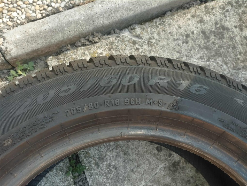 Demo 2db 205/60 16 Pirelli téli gumi r16 " DOT24 6. kép