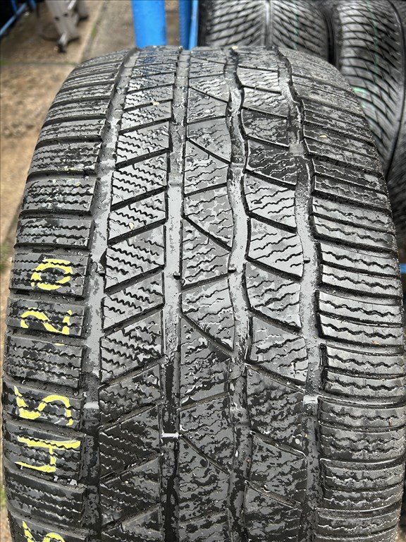 2db 285/45×20″ Continental téli gumiabroncs. (3751277) 2. kép