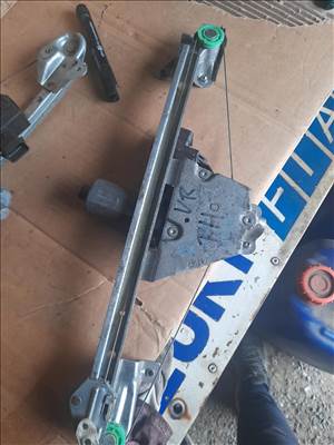 Opel Vectra B bal hátsó ablakemelő 