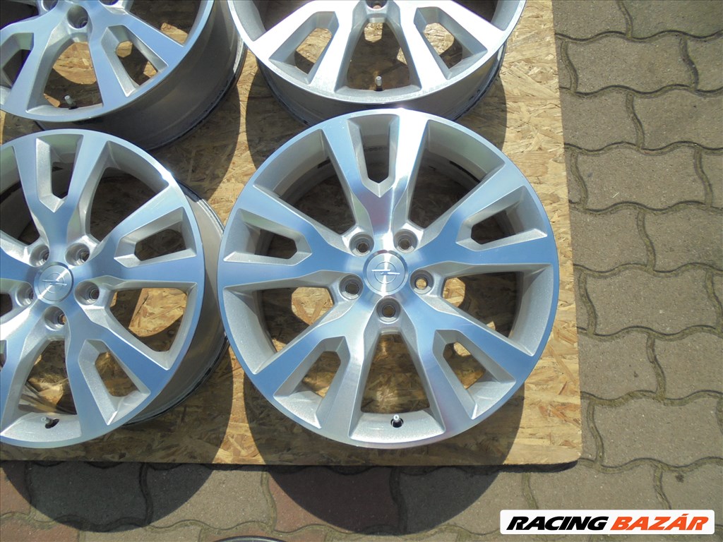 19-es 5 x 115-ös Opel szenzoros gyári alufelni kitűnő állapotban eladó 5. kép