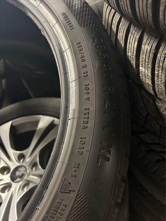  285/4021" újszerű Continental téli 285/40R21, 285/40 R21 4. kép