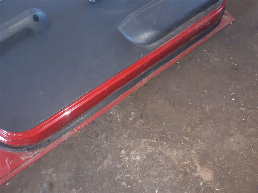 Suzuki Swift II 96-03 Bal Elsõ Ajtó 3. kép