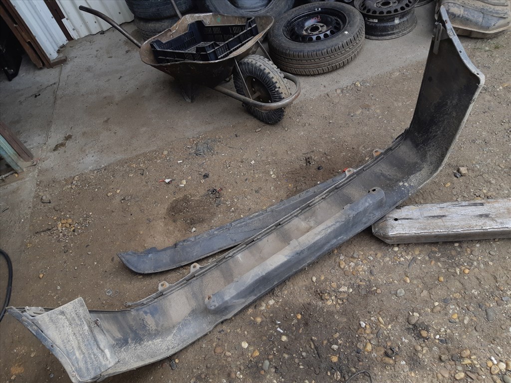 Suzuki Swift II 96-03 Hátsó Lökhárító 5. kép