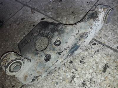 Opel Frontera A Differenciálmû Tartó Konzol