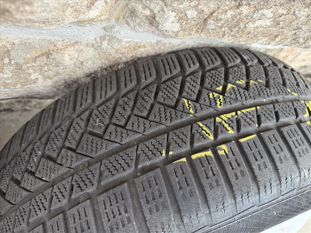 Momo alufelni 5X114.3 18X8 ET40 WIN Pro  EVO CB72.2 Toyota Rav 4 Lexus 10. kép