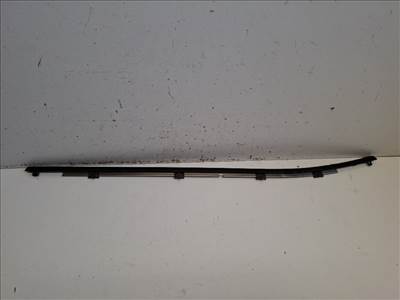 Mazda 2 (DE) bal hátsó vízlehúzó