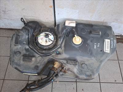 Mazda 2 (DE) üzemanyag tank (üzemanyagtartály) DF7142100