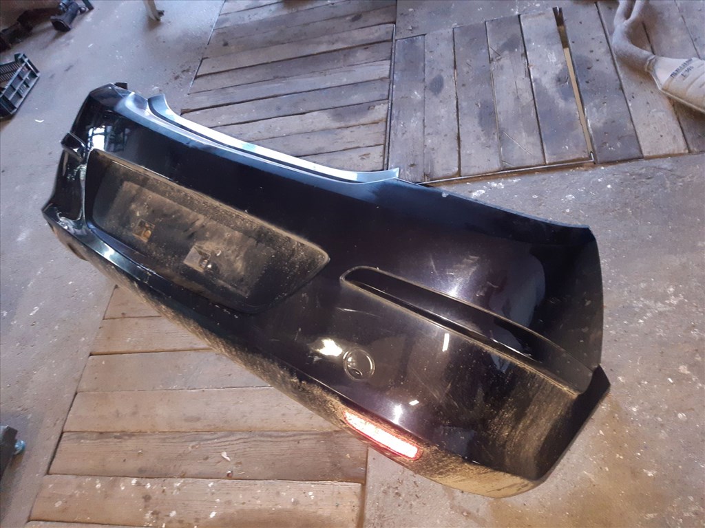 Opel Astra H Hátsó Lökhárító 1. kép