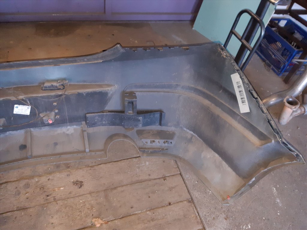 Opel Astra H Hátsó Lökhárító 7. kép