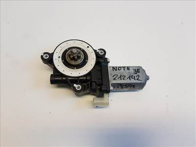 Nissan Note (E12) jobb első ablakemelő motor 827301HB1A
