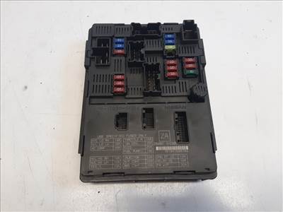 Nissan Note (E12) biztosítéktábla motortér 284B71HZ6B