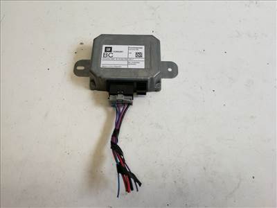 Opel Zafira Tourer  feszültség szabályzó modul 13384291BC