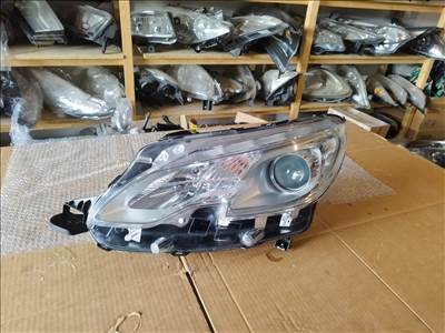 Peugeot 2008 I bal első fényszóró  9677810180