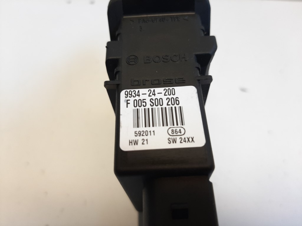 Volkswagen Jetta (1K) bal hátsó ablakemelõ motor 1K5839401B 4. kép