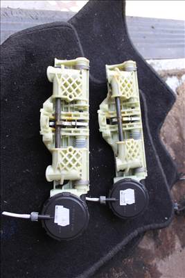 Mercedes S 320 W220 fejtámla szerkezet