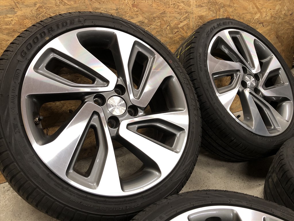 17 col alufelni gumi 205/45/17 Kia, Hyundai, Suzuki 17 colos 5. kép